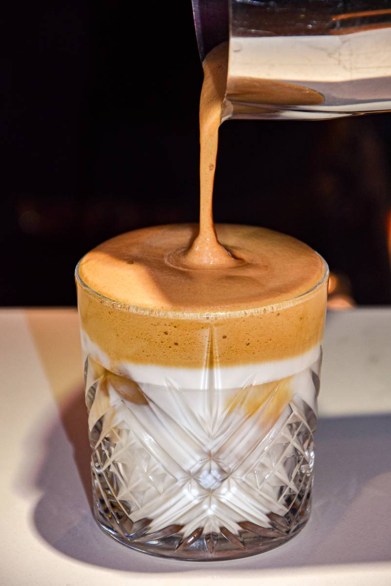 Faubourg 46 • Restaurant sur Aix-en-Provence avec carte barista disponible tous les jours de 9h à 2h du matin