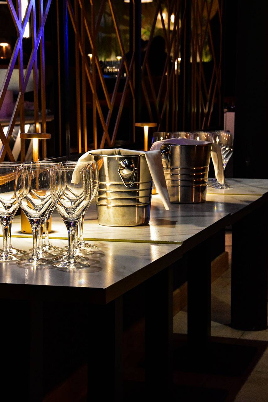 Restaurant Faubourg 46, lieu unique pour faire la fête au coeur d'Aix-en-Provence