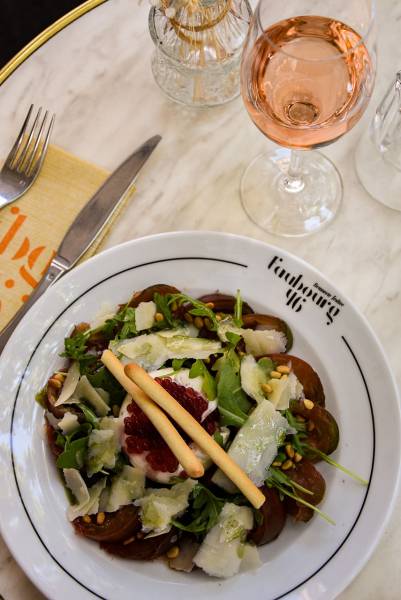 Le Faubourg 46 à Aix-en-Provence, un restaurant incontournable avec terrasse et service continu