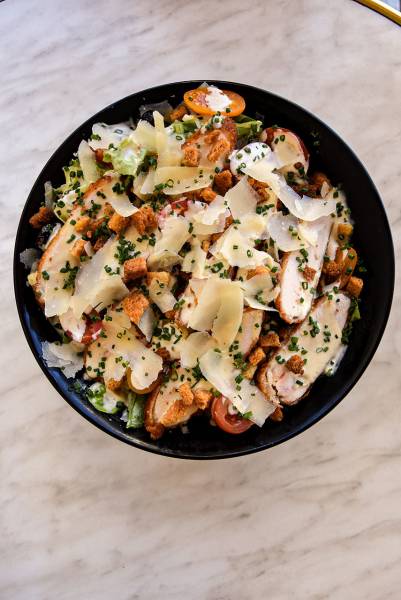 Brasserie Faubourg 46 sur Aix du déjeuner au diner en service continu