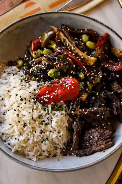 Restaurant Faubourg 46 • Lunch du lundi au vendredi à partir de 12h, avec plat du jour équilibré 