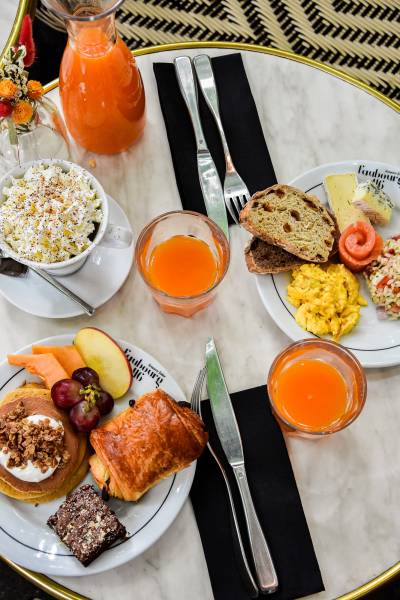 Dîner festif et ambiance cosy dans un restaurant proche de Marseille à Aix-en-Provence