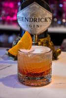 Notre zone d'activité pour ce service Restaurant tapas avec planches à partager comprenant charcuteries, fromages et autres gourmandises parfaites pour accompagner vos soirées festives en toute simplicité